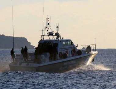 Τραγωδία στα Σφακιά: Τρεις νεκροί μετά από πρόσκρουση ταχύπλοου σε βράχια!